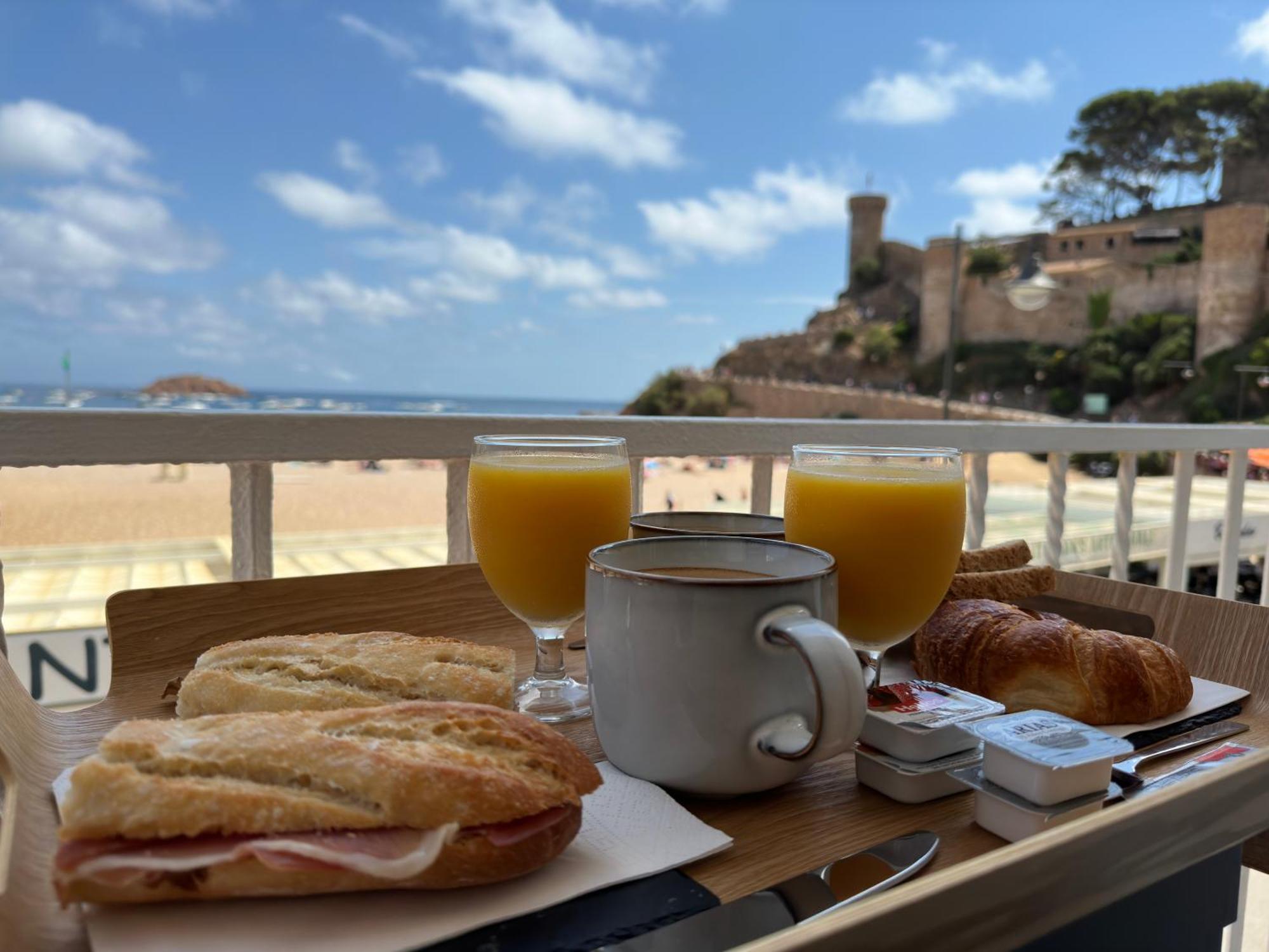 Hostal Del Mar Tossa de Mar Dış mekan fotoğraf