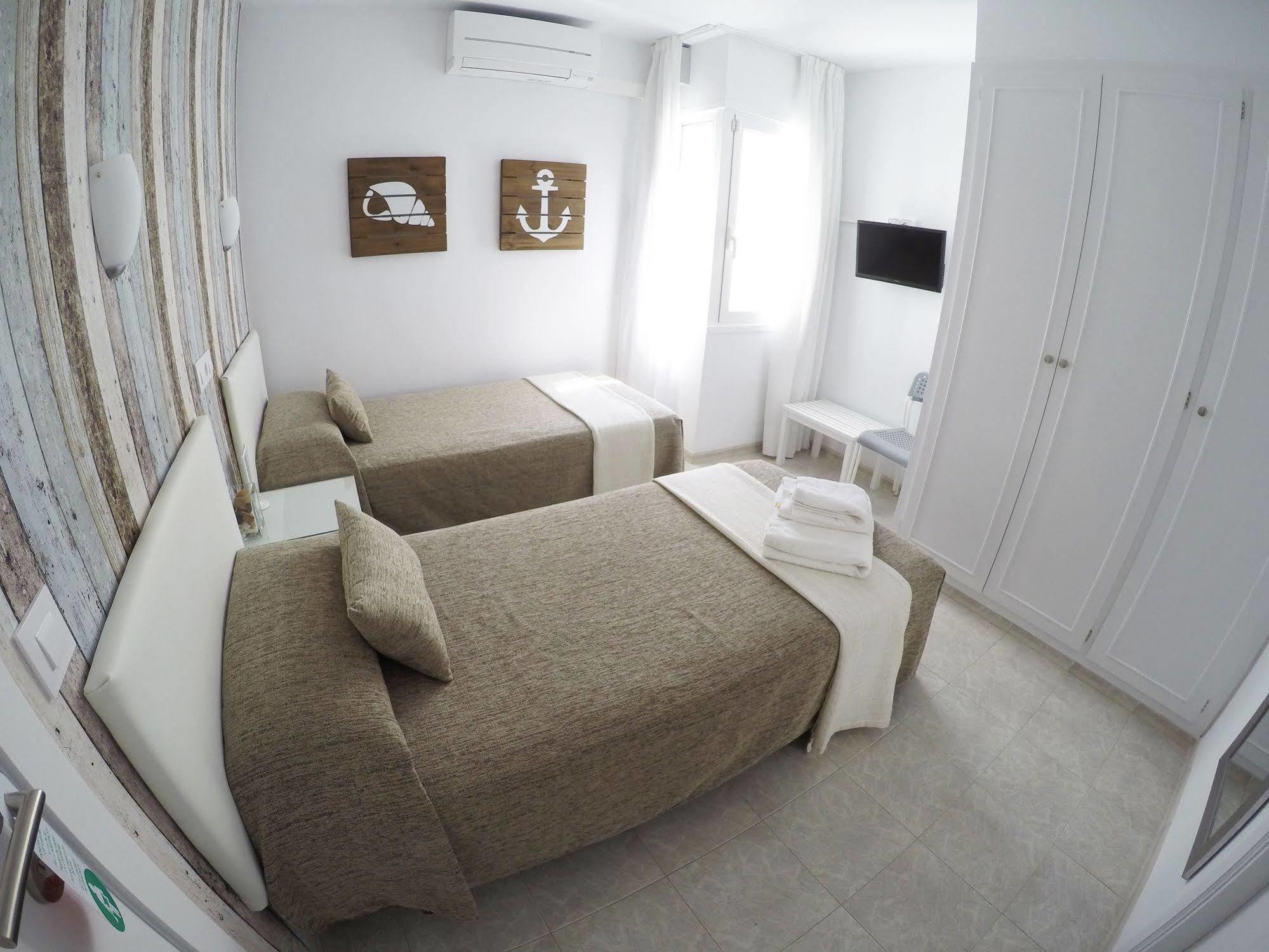 Hostal Del Mar Tossa de Mar Dış mekan fotoğraf