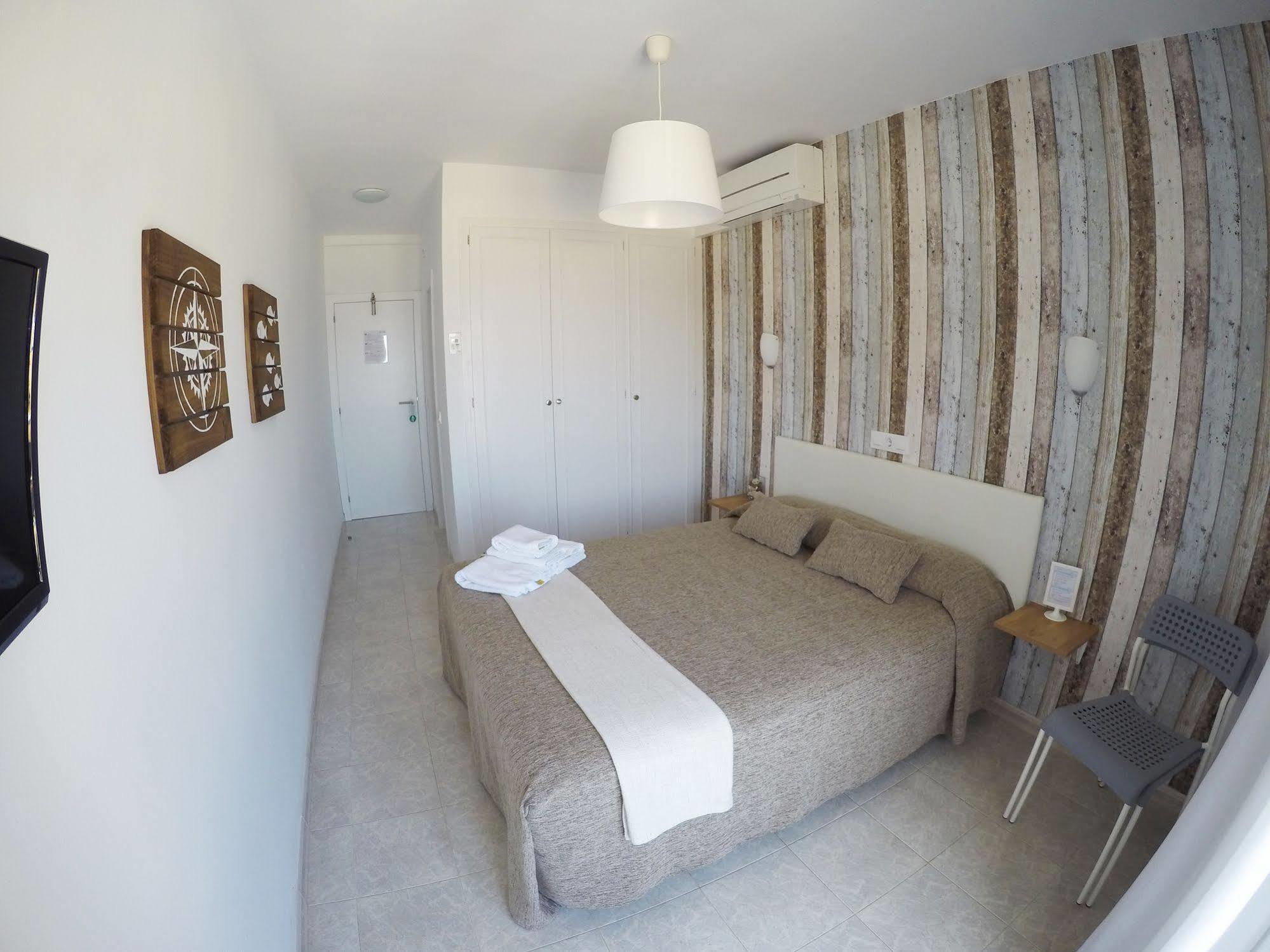 Hostal Del Mar Tossa de Mar Dış mekan fotoğraf